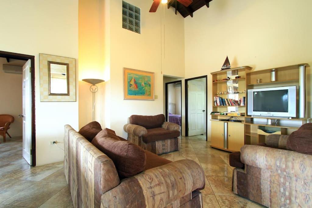 Holiday home Sungold House Barbados *